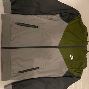 nike windbreaker jacket